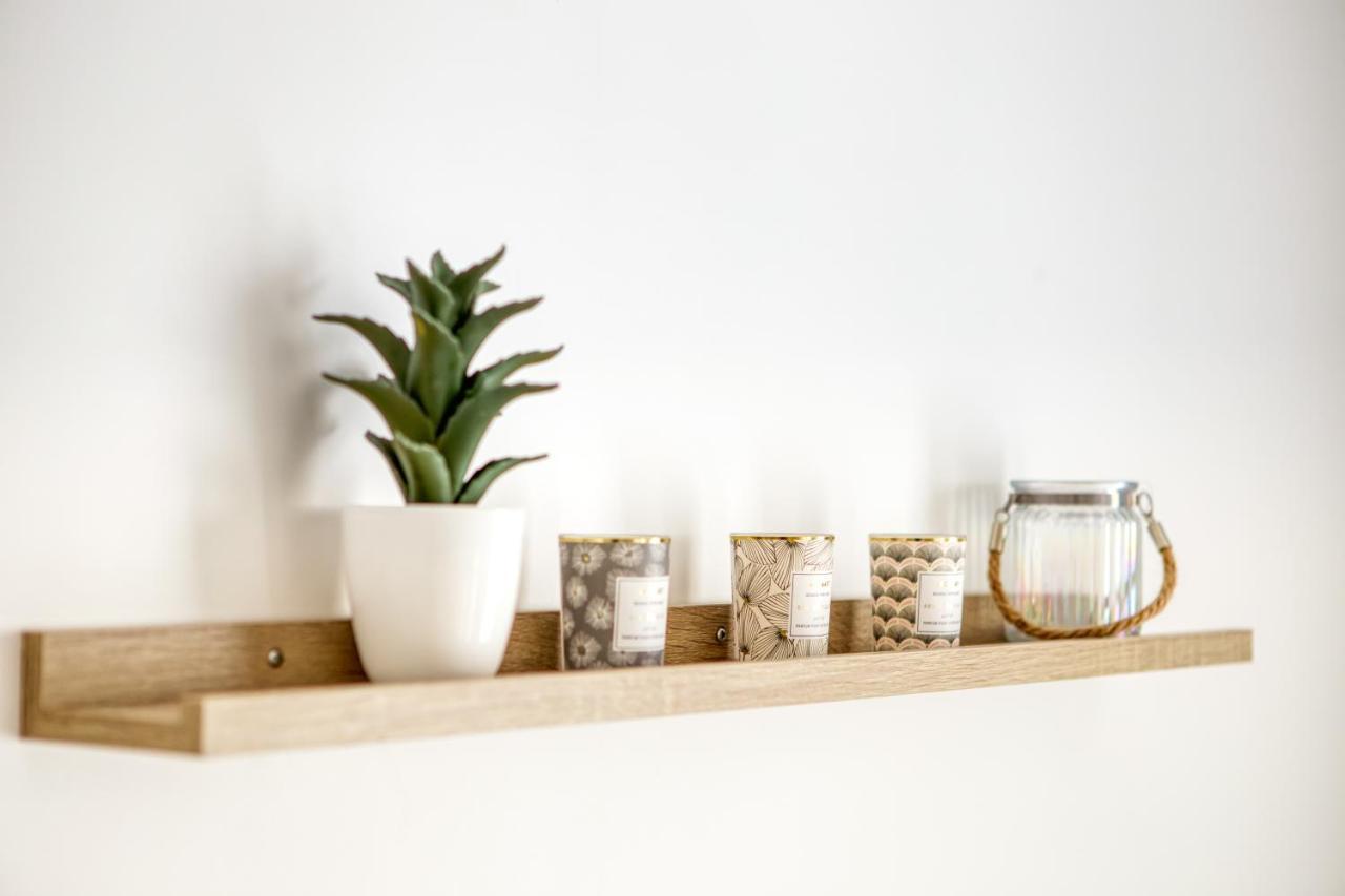 Grand Line - Parking- Metro 5 - Easy Check-In - Netflix - Disney Plus Apartment Pantin Bagian luar foto