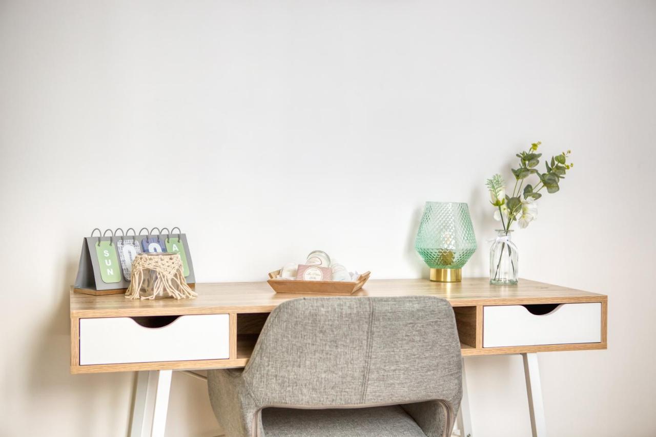 Grand Line - Parking- Metro 5 - Easy Check-In - Netflix - Disney Plus Apartment Pantin Bagian luar foto